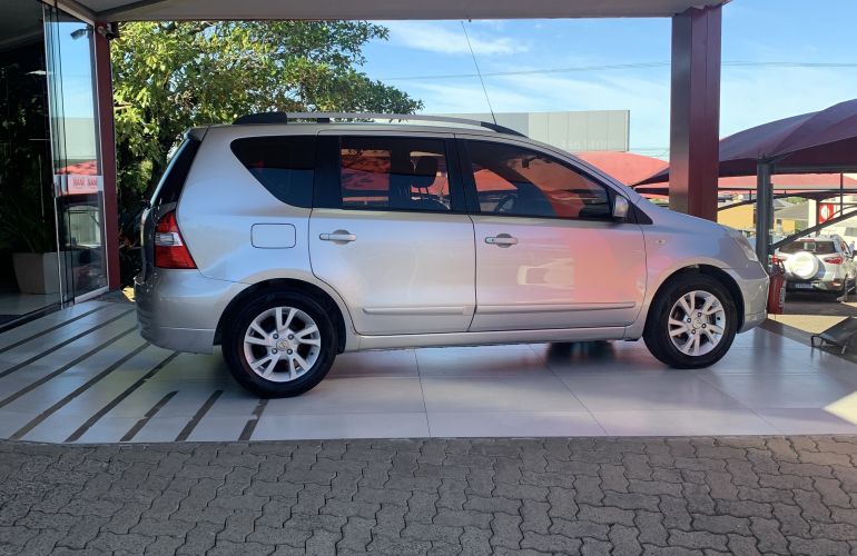 Nissan Livina SL 1.8 16V (flex) (aut) - Foto #4