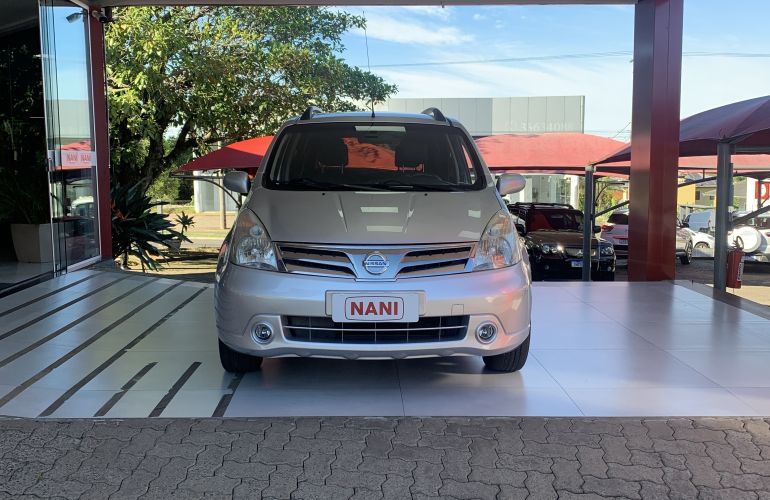 Nissan Livina SL 1.8 16V (flex) (aut) - Foto #2