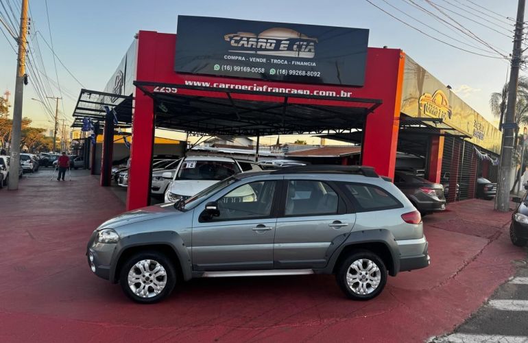 Fiat Palio 1.8 MPi Adventure Weekend 16v - Foto #1