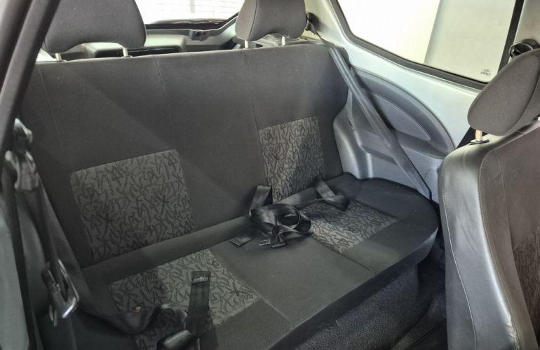 Ford Ka 1.0 (Flex) - Foto #7