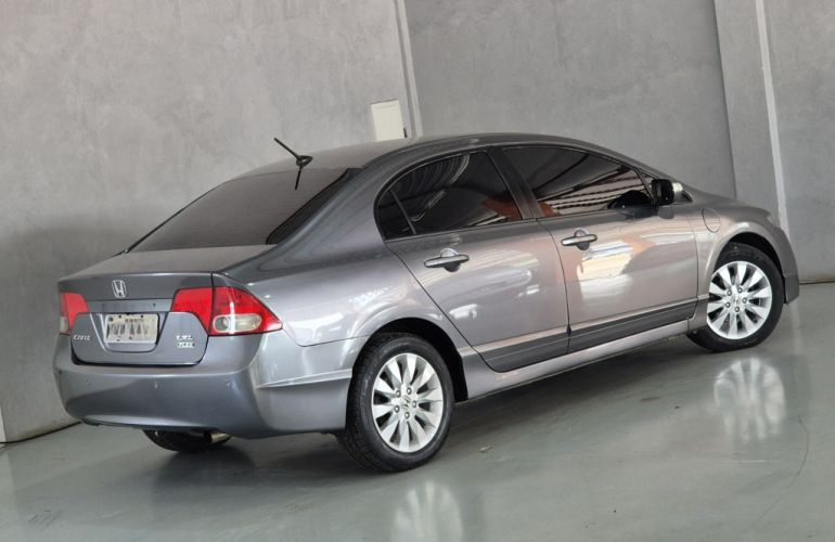 Honda New Civic LXL 1.8 16V (Couro) (Flex) - Foto #3