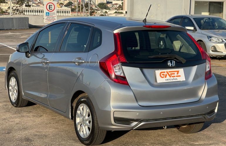 Honda Fit 1.5 LX 16v - Foto #2