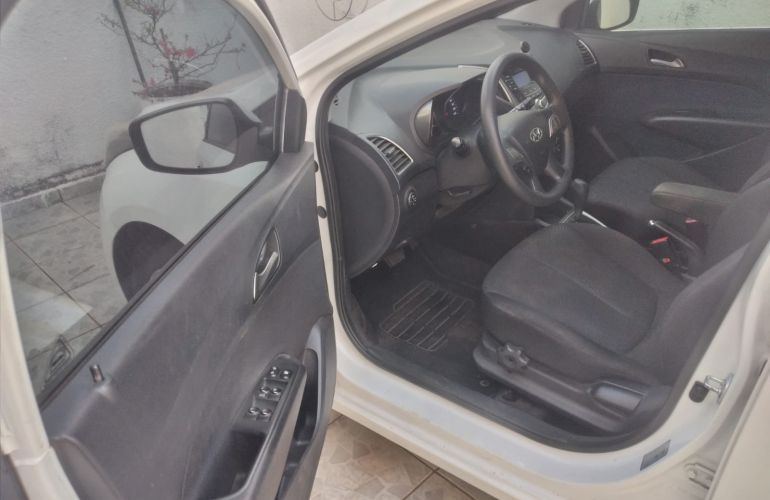 Hyundai HB20 1.6 Comfort Plus (Aut) - Foto #2