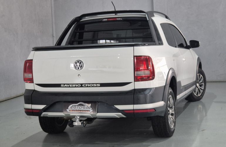 Volkswagen Saveiro Cross 1.6 16v MSI CD (Flex) - Foto #3