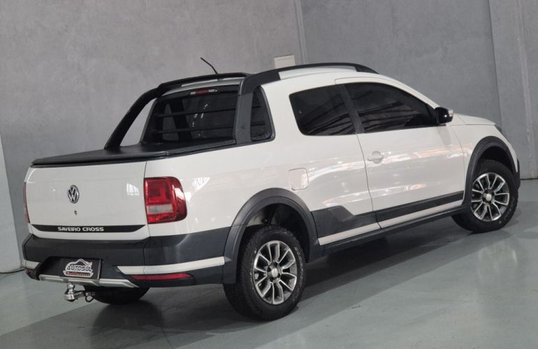Volkswagen Saveiro Cross 1.6 16v MSI CD (Flex) - Foto #4