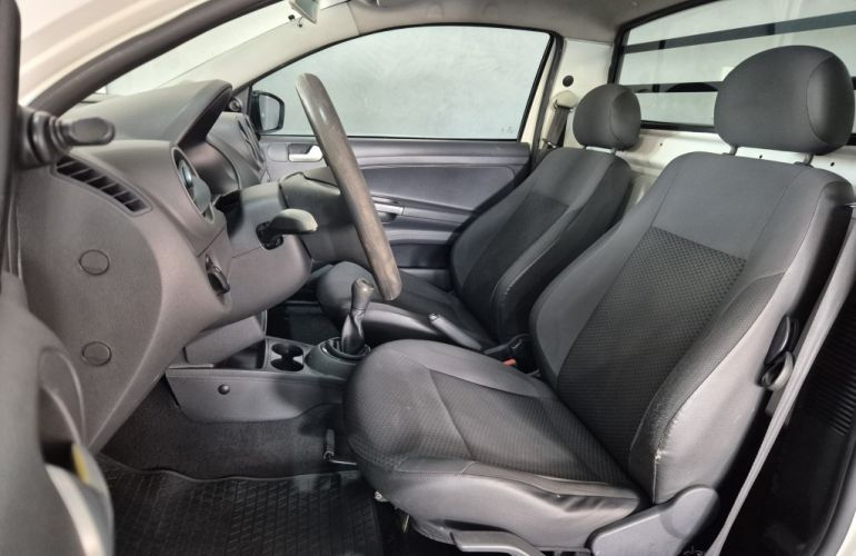 Volkswagen Saveiro 1.6 CS Robust - Foto #6
