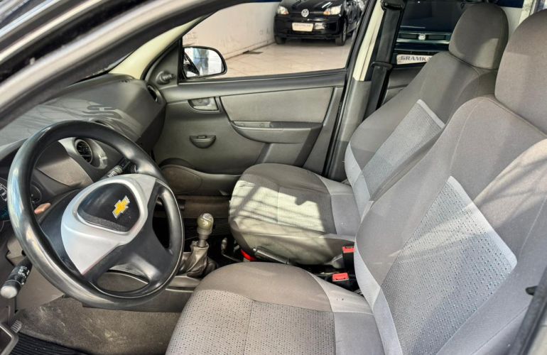 Chevrolet Celta LT 1.0 (Flex) - Foto #2