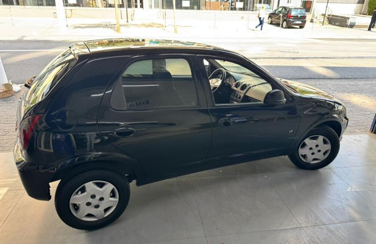 Chevrolet Celta LT 1.0 (Flex) - Foto #7