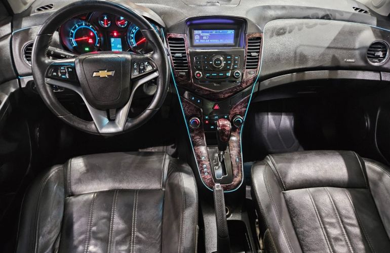 Chevrolet Cruze 1.8 LT 16v - Foto #8