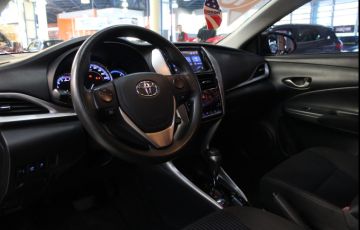 Toyota Yaris 1.5 16V Sedan Xl Live Multidrive - Foto #3
