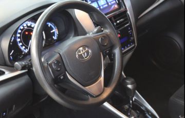 Toyota Yaris 1.5 16V Sedan Xl Live Multidrive - Foto #4
