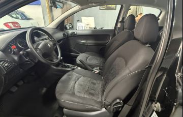 Peugeot 207 Hatch XR 1.4 8V (flex) 2p - Foto #3