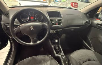 Peugeot 207 Hatch XR 1.4 8V (flex) 2p - Foto #5