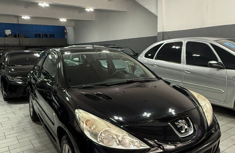 Peugeot 207 Hatch XR 1.4 8V (flex) 2p - Foto #6