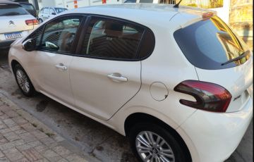 Peugeot 208 1.2 Active - Foto #3