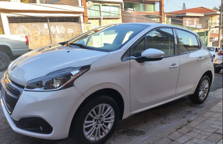 Peugeot 208 1.2 Active - Foto #4