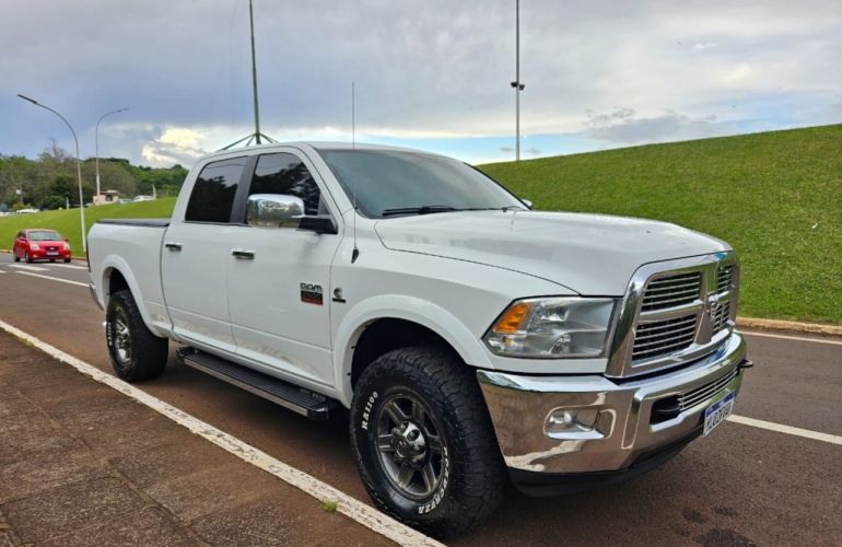 RAM Ram 2500 6.7 Td Laramie 4wd - Foto #2