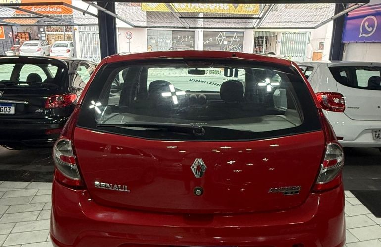 Renault Sandero Expression 1.0 16V (Flex) - Foto #9