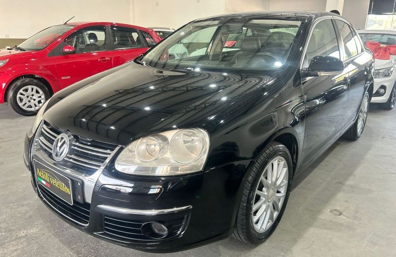 Volkswagen Jetta 2.5 I 20v 150cv Gasolina 4p Tiptronic - Foto #1