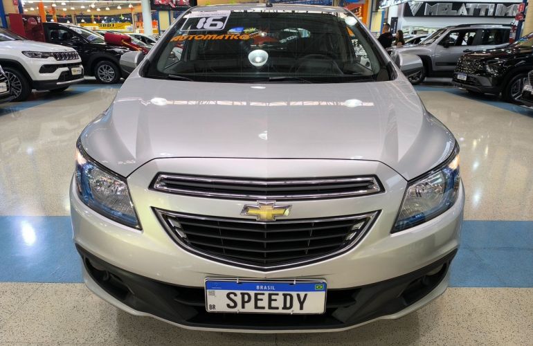 Chevrolet Onix 1.4 MPFi LTZ 8v - Foto #3