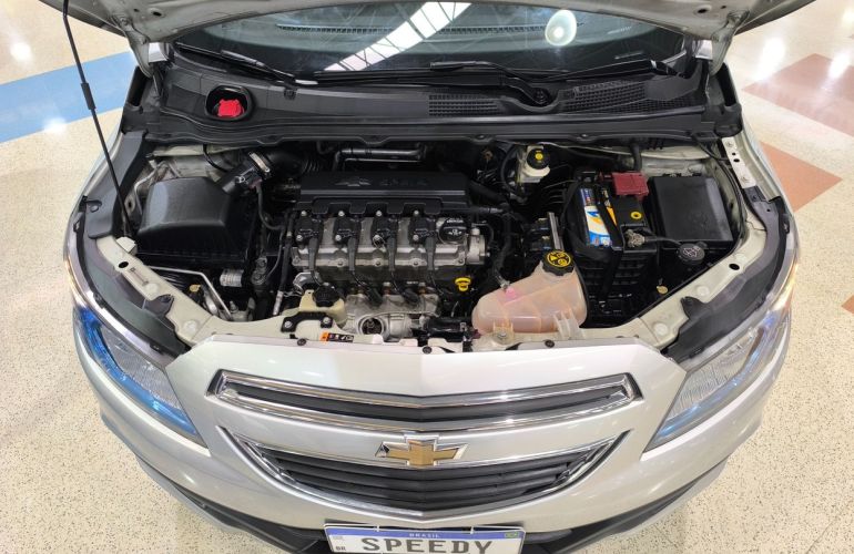 Chevrolet Onix 1.4 MPFi LTZ 8v - Foto #5