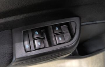 Chevrolet Onix 1.4 MPFi LTZ 8v - Foto #10