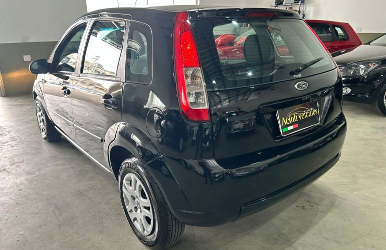 Ford Fiesta 1.6 MPi Hatch 8V Flex 4p Manual - Foto #6