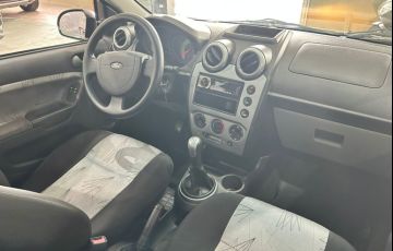 Ford Fiesta 1.6 MPi Hatch 8V Flex 4p Manual - Foto #9