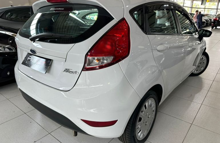 Ford Fiesta 1.5 S Hatch 16v - Foto #4