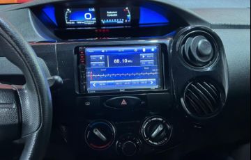 Toyota Etios 1.3 X 16v - Foto #5