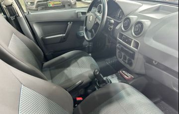 Volkswagen Gol 1.0 Mi 8V Flex 4p Manual G.iv - Foto #9
