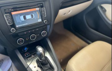 Volkswagen Jetta 2.0 Comfortline - Foto #6