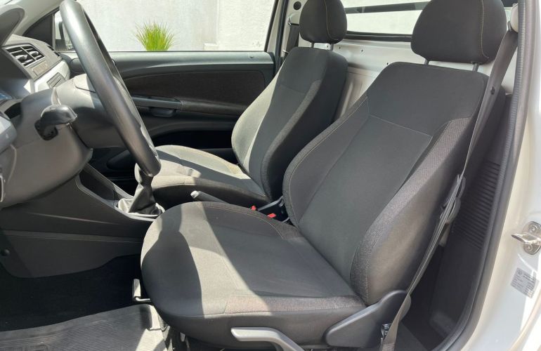 Volkswagen Saveiro 1.6 Msi Trendline CS 16v - Foto #9