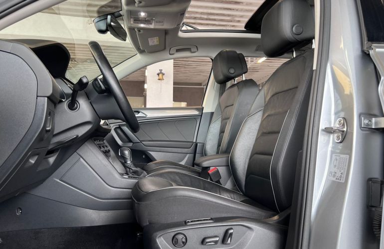 Volkswagen Tiguan 1.4 250 TSi Total Allspace Comfortline - Foto #4