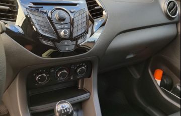 Ford Ka Sedan SEL 1.0 (Flex) - Foto #5
