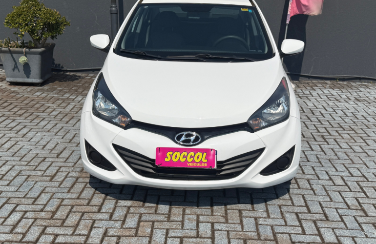 Hyundai HB20S 1.6 Comfort Plus - Foto #2