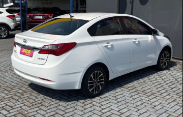 Hyundai HB20S 1.6 Comfort Plus - Foto #10