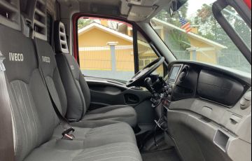 Iveco Daily 35S14 CS - 3750 Luxo - Foto #4