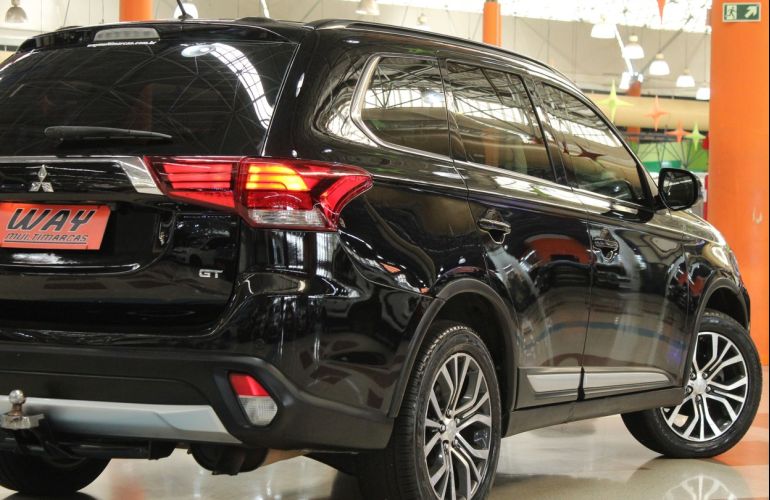 Mitsubishi Outlander 3.0 Gt 4x4 V6 24v - Foto #7