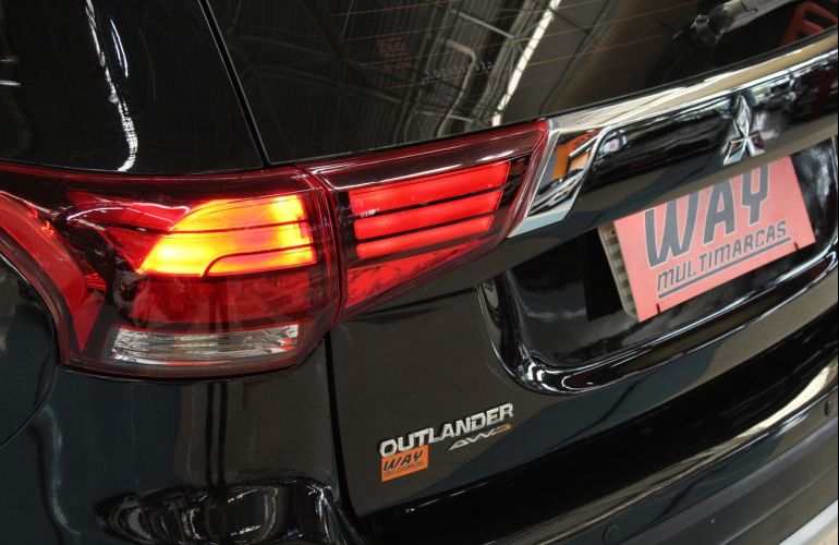 Mitsubishi Outlander 3.0 Gt 4x4 V6 24v - Foto #8
