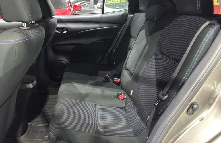Toyota Yaris 1.3 16V Xl Plus Tech Multidrive - Foto #8