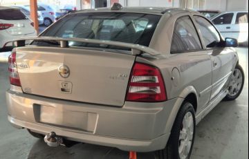 Chevrolet Astra Hatch 2.0 (Flex) - Foto #4