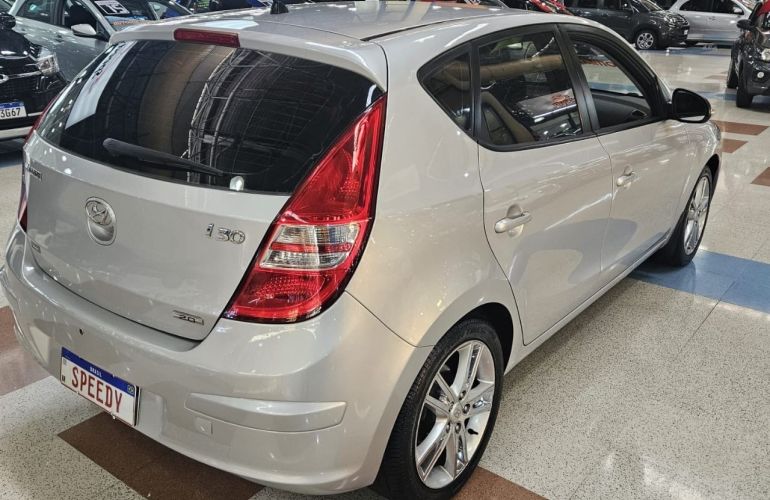Hyundai I30 2.0 MPi 16v - Foto #2