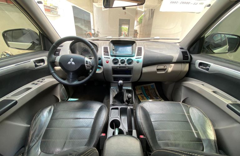 Mitsubishi Pajero Dakar 3.2 4WD - Foto #2