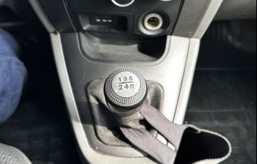 Hyundai Tucson GL 2.0 16V - Foto #3