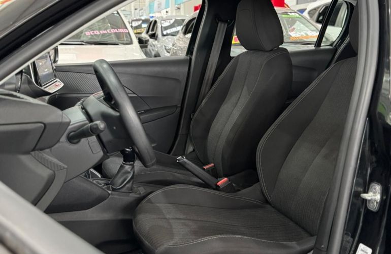 Peugeot 208 1.0 16V Like - Foto #5