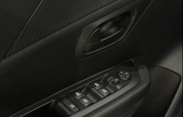 Peugeot 208 1.0 16V Like - Foto #10