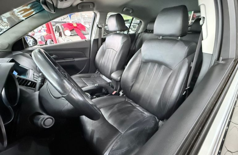 Chevrolet Cruze 1.8 LT Sport6 16v - Foto #7
