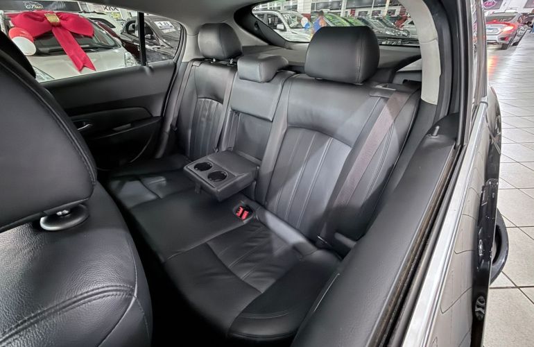Chevrolet Cruze 1.8 LT Sport6 16v - Foto #8