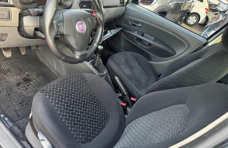 Fiat Punto 1.8 Hlx 8v - Foto #7